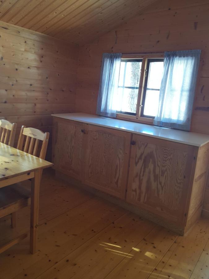 Schoene Stuga Unmittelbar Am Ammeran Gelegen Hammarstrand Exterior photo